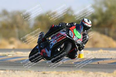 media/Jan-14-2024-SoCal Trackdays (Sun) [[2e55ec21a6]]/Turn 2 (1025am)/